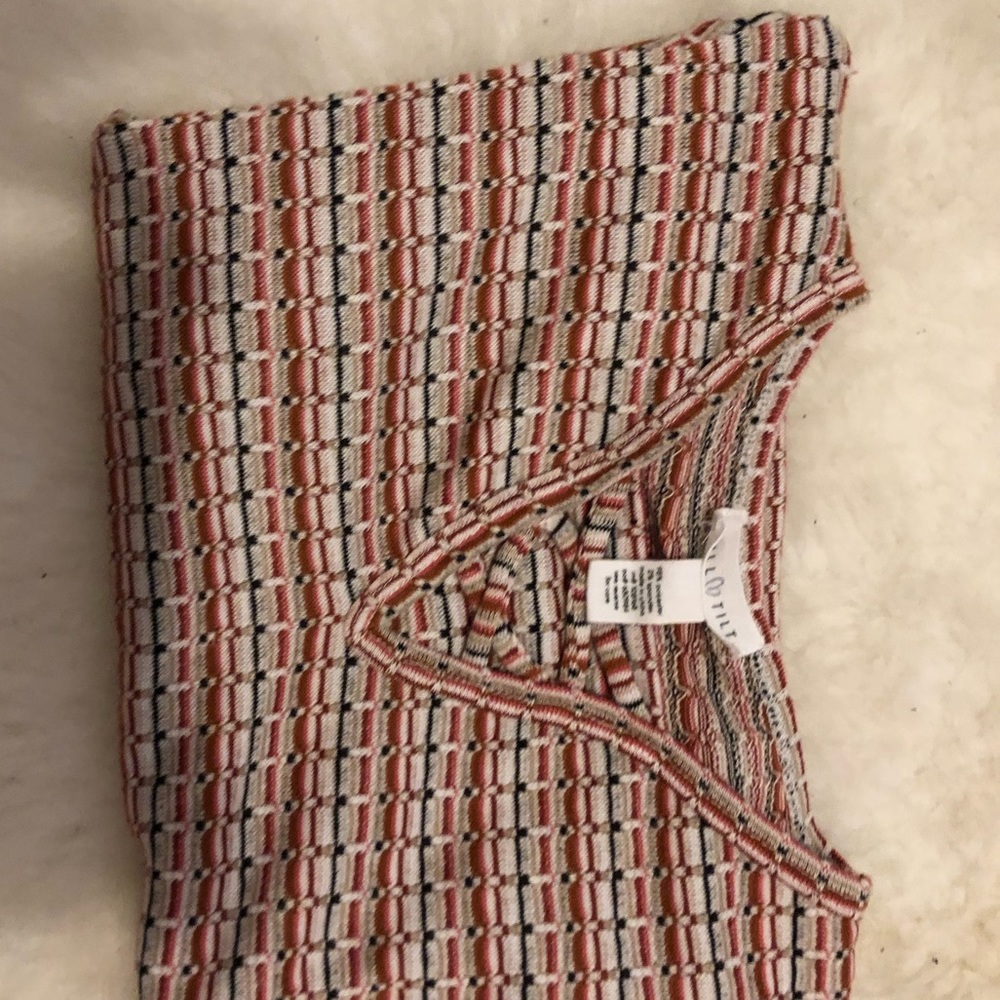 Tillys Crop Top